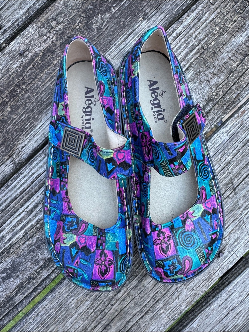 LIKE NEW Alegria Paloma Mary Jane clogs - Picture 2 of 4